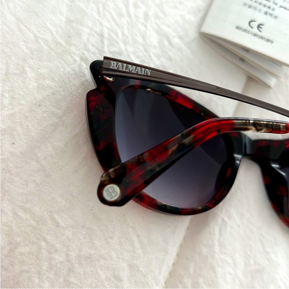 Official Balmain sunglasses - Picture 7 of 12